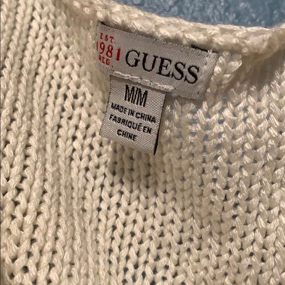 Beautiful Guess blouse - Picture 3 of 3